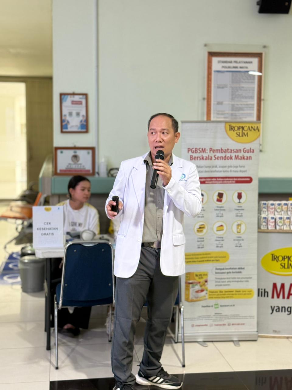 Kegiatan Penyuluhan Smart Friday dengan topik “Diabetes A-Z”